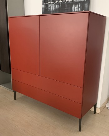 molteni-505-up-red-lacquered-sideboard